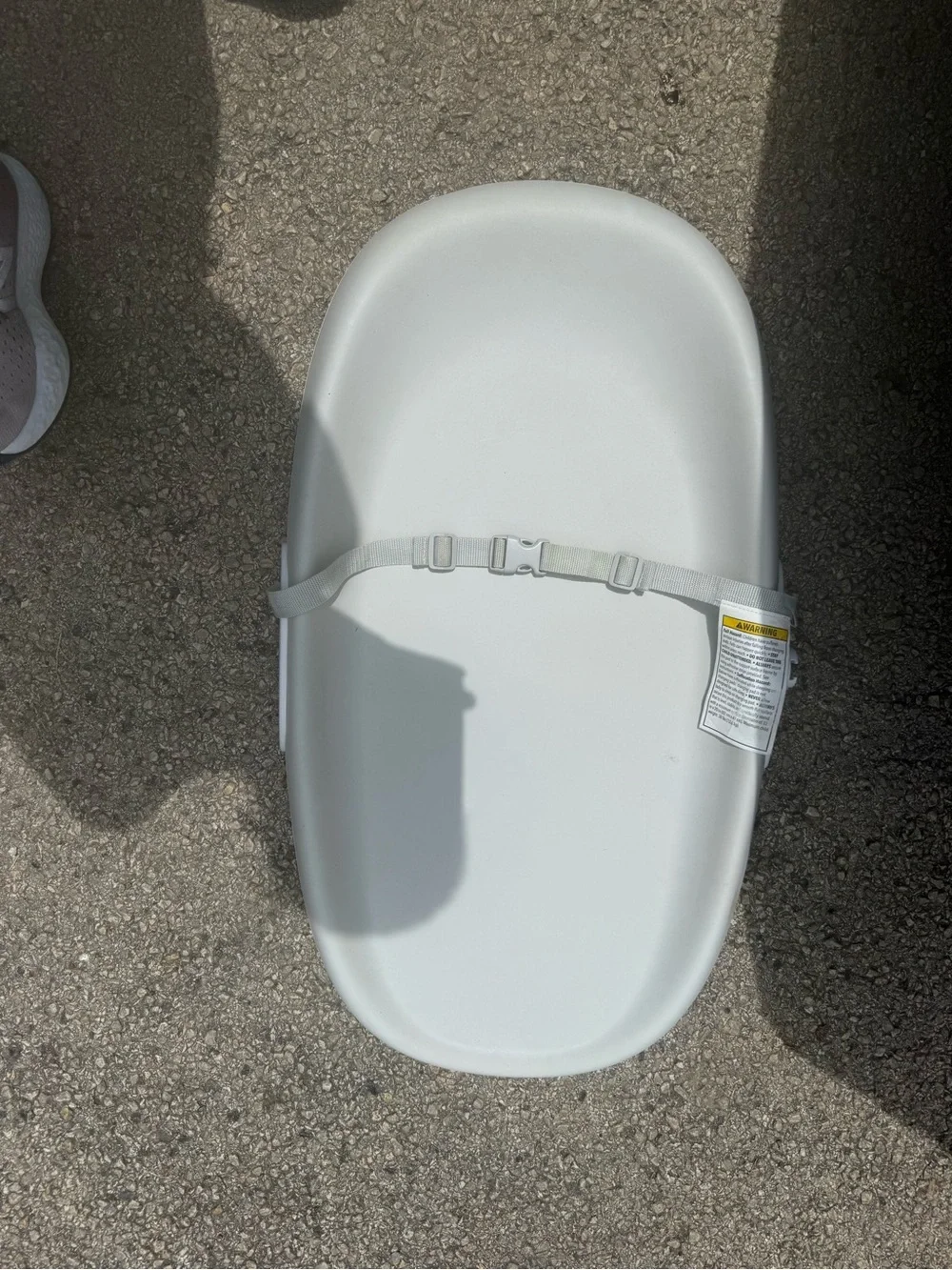 White Infant Bath mate with Safety Strap - Picture 4 of 4